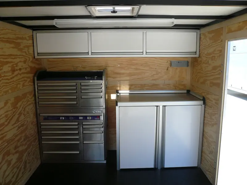 24-Foot Race Support Trailer – Model 2003 1