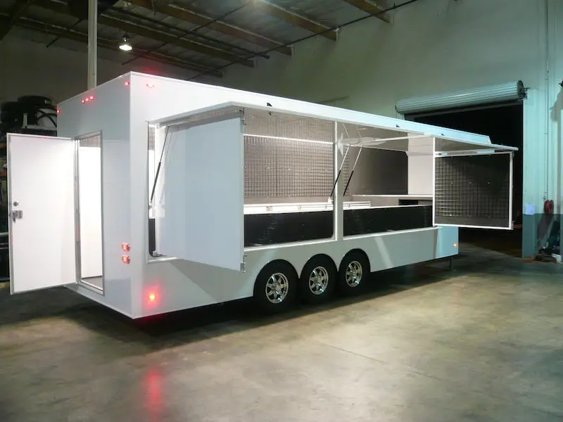 32-Foot Butch’S Speed Shop Custom Rig 1