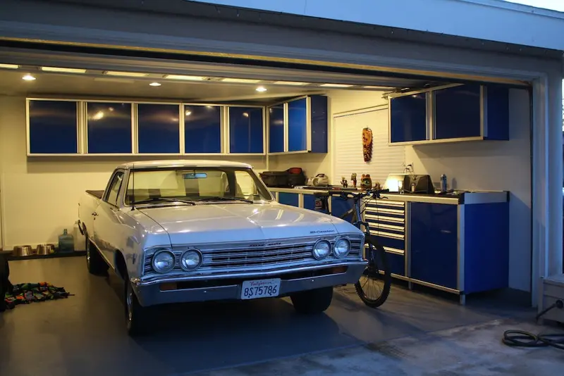 Gg Custom Garage – Fully Equipped Mobile Workshop 1