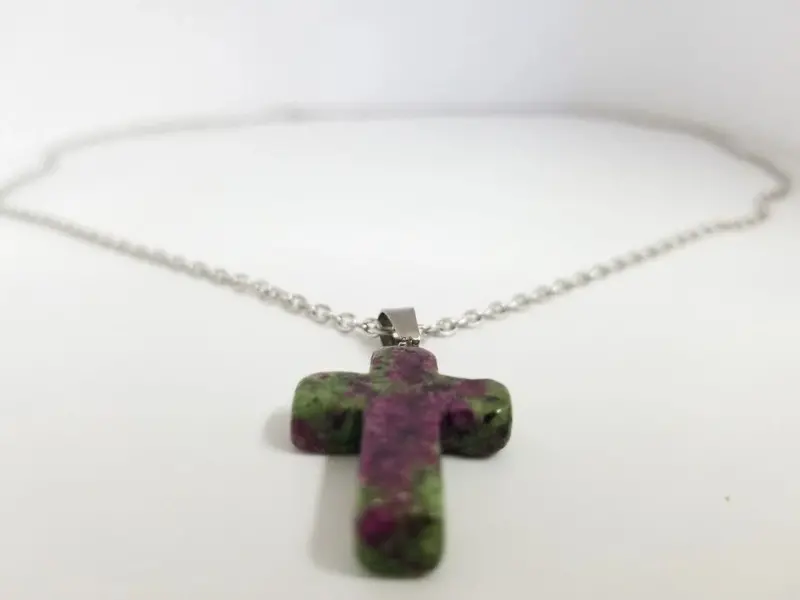 Polished Quartz Crucifix Pendant Necklace 1