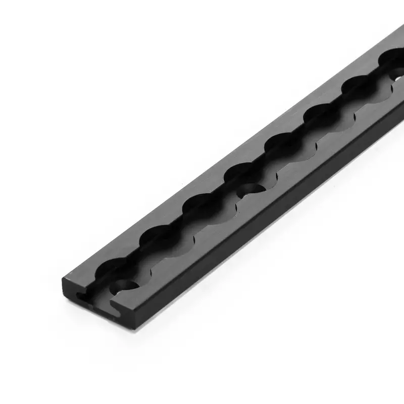 Surface-Mount Aluminum L-Track System – Heavy-Duty Mounting Rail 1