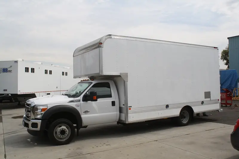Yamaha Utv Box Van Model 01 1